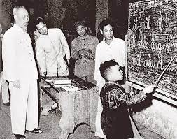 Chủ tịch Hồ Chí Minh - tấm gương về tự học và học tập suốt đời