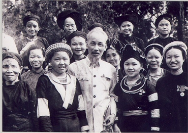 Tư tưởng Hồ Chí Minh về vai trò của phụ nữ và giải phóng phụ nữ