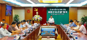 Đề nghị khai trừ khỏi Đảng 2 nguyên Bộ trưởng Nguyễn Bắc Son và Trương Minh Tuấn