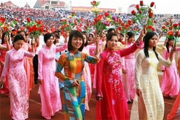Phụ nữ Việt Nam - những người khơi nguồn giá trị tốt đẹp