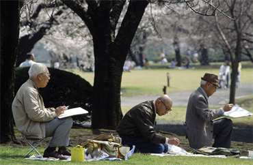 Dân số già hóa - bài toán khó của kinh tế Nhật Bản