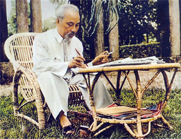 Học tập và làm theo tư tưởng đổi mới sáng tạo của Chủ tịch Hồ Chí Minh trong thời kỳ mới