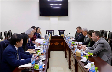 Thường trực Hội đồng Lý luận Trung ương làm việc với Đoàn chuyên gia New Zealand