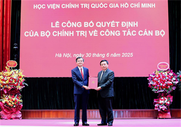 Lễ công bố Quyết định của Bộ Chính trị về công tác cán bộ của Học viện Chính trị quốc gia Hồ Chí Minh