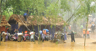 Việt Nam làm gì để phòng, chống thiên tai do biến đổi khí hậu?