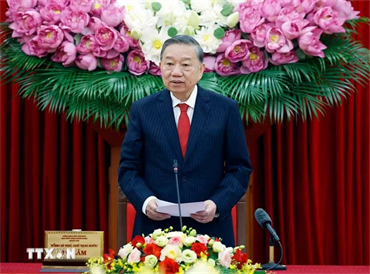 Đổi mới tư duy lý luận, nâng cao năng lực dự báo chiến lược, phát huy vai trò của Hội đồng Lý luận Trung ương trong hoạch định đường lối phát triển đất nước