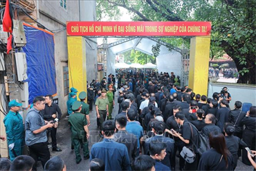 Lễ Quốc tang Tổng Bí thư Nguyễn Phú Trọng: Người dân bày tỏ sự kính trọng, niềm tiếc thương “Người học trò xuất sắc của Bác Hồ”
